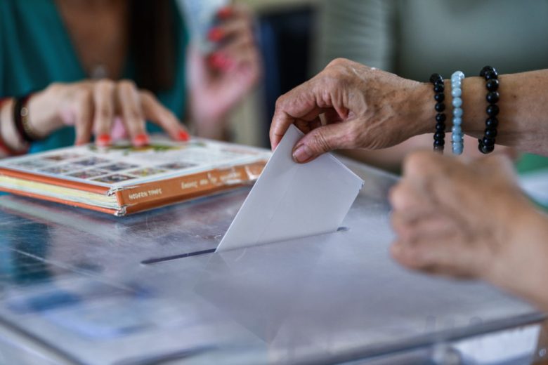 Αλλαγές στον εκλογικό νόμο στην ατζέντα της κυβέρνησης μετά τις Ευρωεκλογές